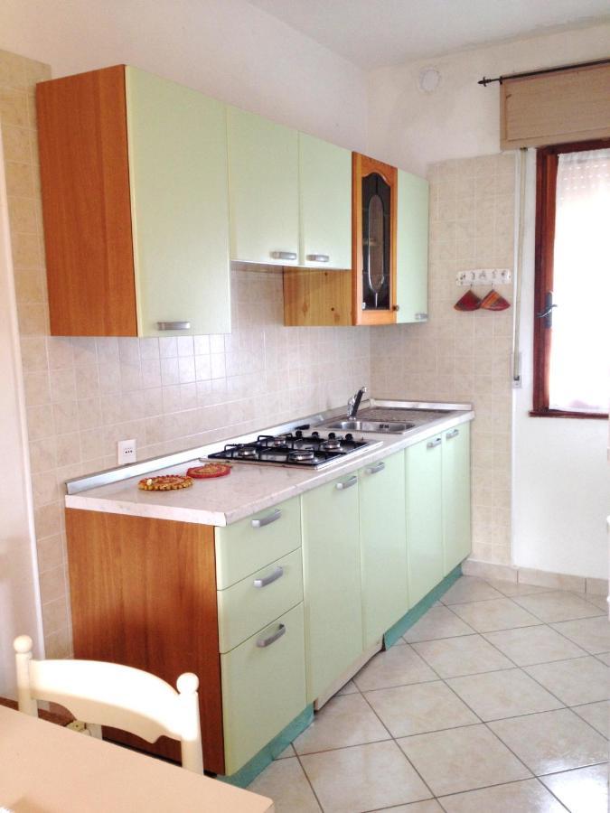 Villa Debby Appartamento 01 Росолина Маре Екстериор снимка